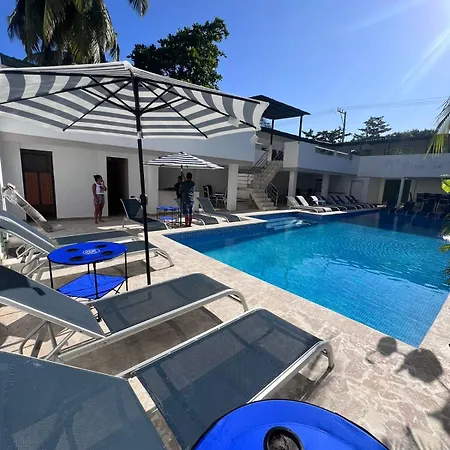 Apartamento Con Psicina En Playas De La Boquilla
